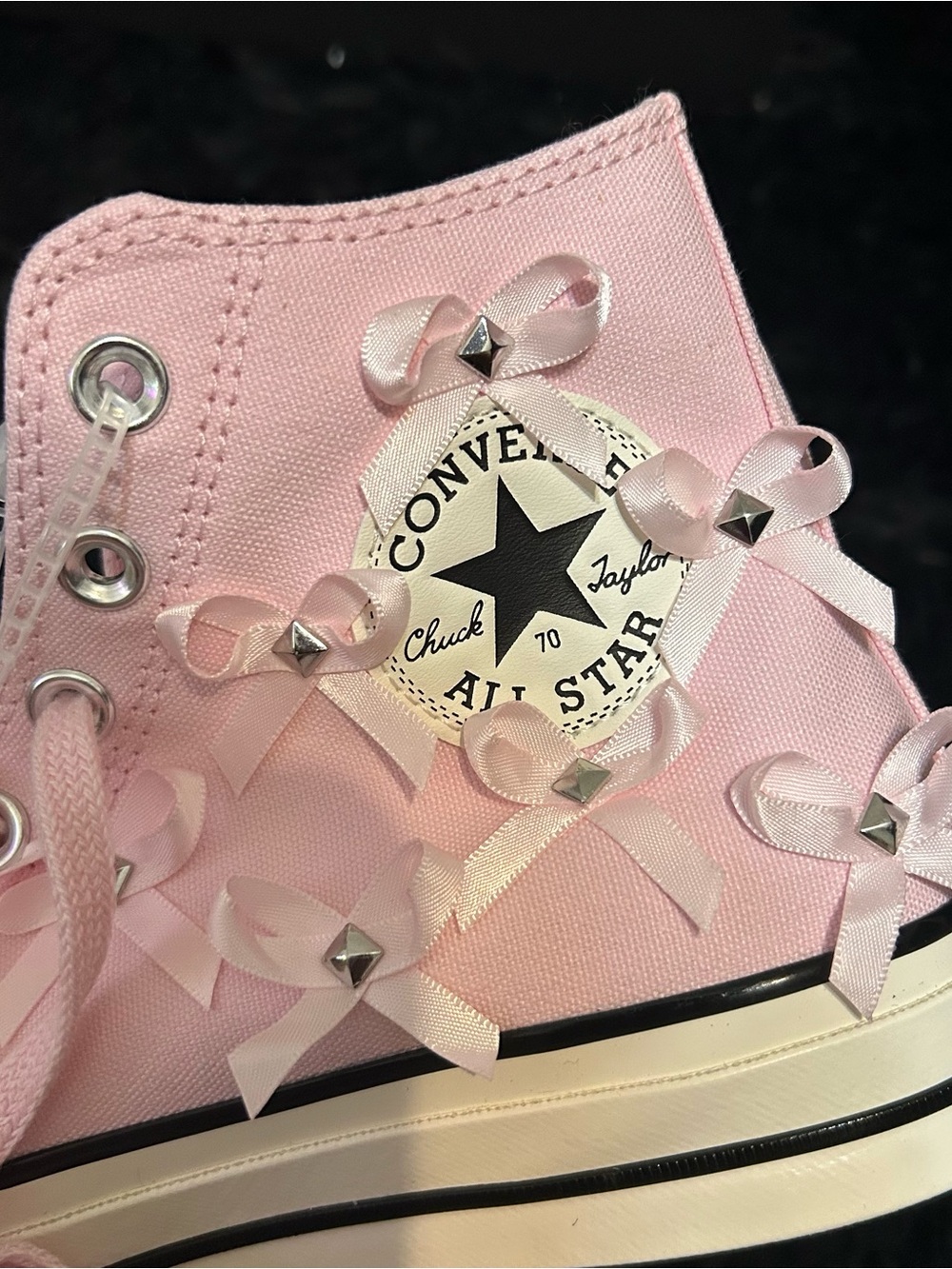 CONVERSE Chuck 70 hi top pink bow studded lace up shoes sneakers sz 8.5 new - Picture 6 of 9